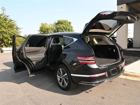 Used 2025 Genesis GV80 2.5T Select image 18
