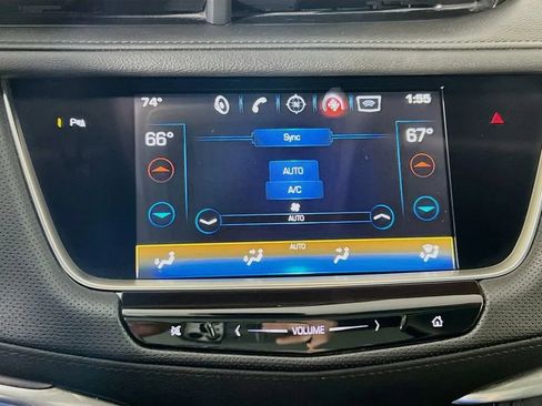 Used 2019 Cadillac XT5 Luxury FWD image 16