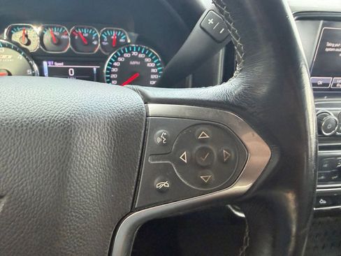 Used 2018 Chevrolet Silverado 1500 LT w/ Midnight Edition AWD/4WD image 19