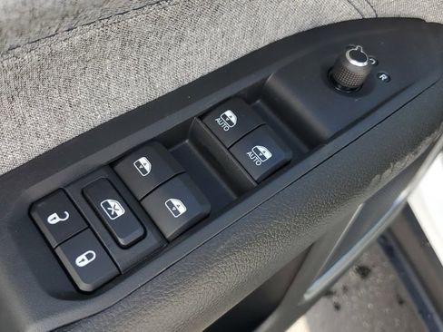 New 2026 Jeep Compass Latitude image 22