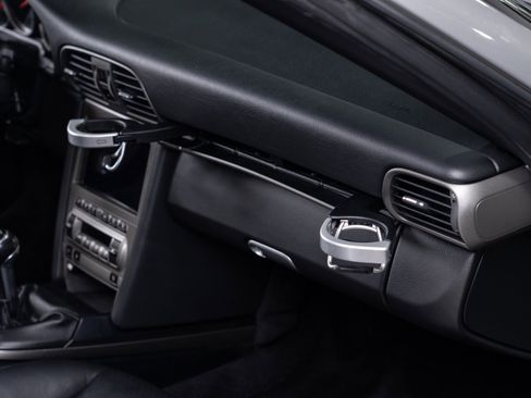 Used 2005 Porsche 911 Carrera image 73