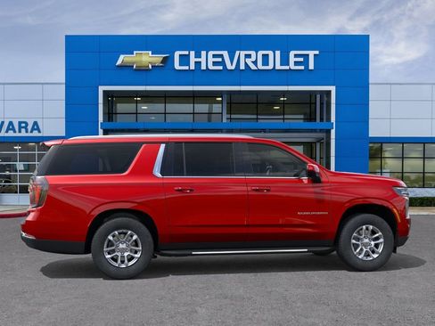 New 2026 Chevrolet Suburban LS RWD image 5