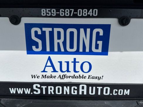 Used 2024 Toyota Tundra Platinum AWD/4WD image 21