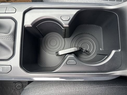 New 2025 Kia K4 EX image 32