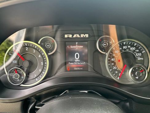 Used 2025 RAM 1500 Big Horn AWD/4WD image 26