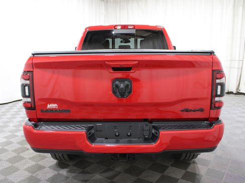 Used 2024 RAM 2500 Laramie w/ Night Edition image 34