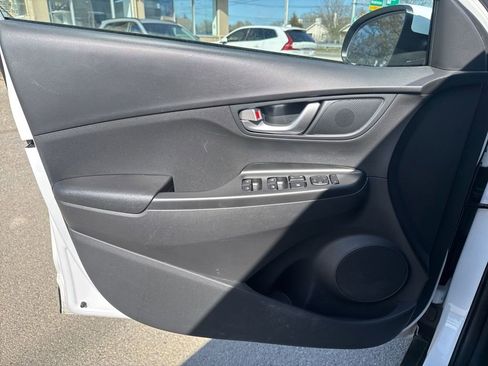 Used 2023 Hyundai Kona SEL w/ Convenience Package AWD/4WD image 16