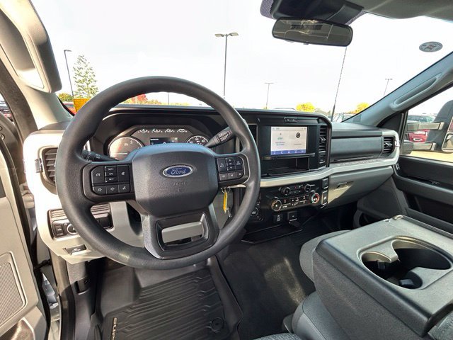 Used 2025 Ford F350 XLT AWD/4WD image 20