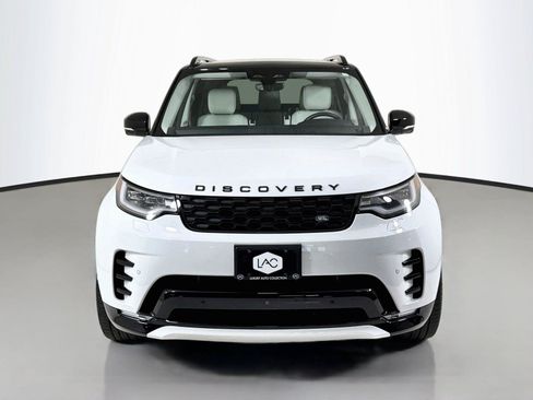 Used 2025 Land Rover Discovery Dynamic SE AWD/4WD image 11
