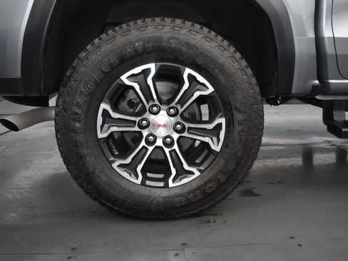 Used 2024 GMC Canyon AT4 w/ LPO, Skid Plate Package image 9