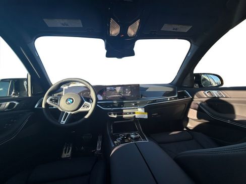 New 2026 BMW X5 M60i w/ Executive Package image 19