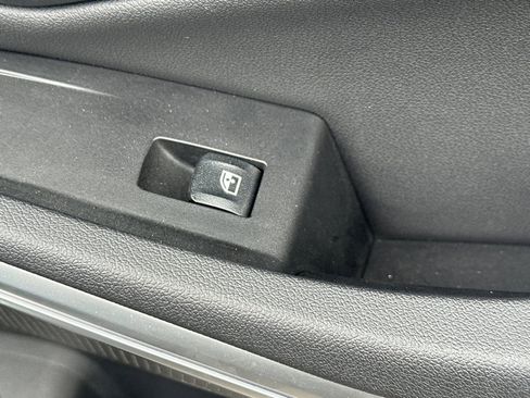 Used 2021 BMW 330e w/ Driving Assistance Package image 22