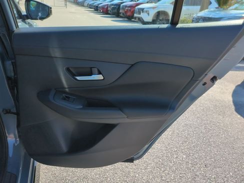 New 2026 Nissan Sentra SR w/ SR Premium Package FWD image 32