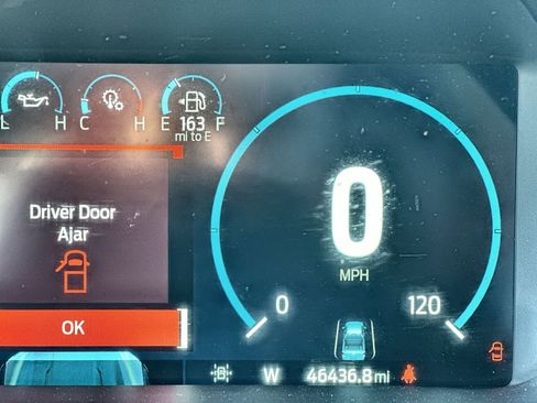 Used 2021 Ford F150 Lariat w/ Max Trailer Tow Package image 12