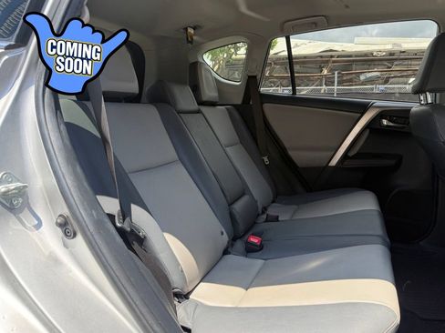 Used 2015 Toyota RAV4 Limited FWD image 15