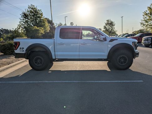 Used 2023 Ford F150 Raptor AWD/4WD image 3