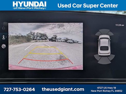 Used 2024 Hyundai Elantra Limited image 24