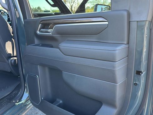 New 2026 Chevrolet Silverado 2500 LT image 15