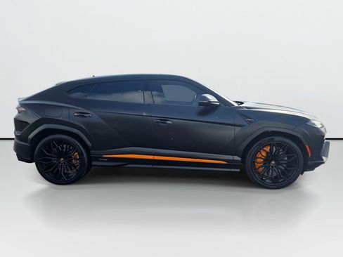 Used 2025 Lamborghini Urus SE AWD/4WD image 6