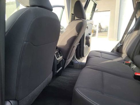 Used 2023 Nissan Rogue S image 20