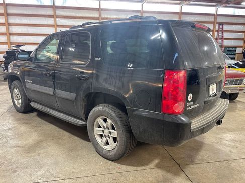 Used 2007 GMC Yukon SLT w/ SLT Preferred Equipment Group image 10
