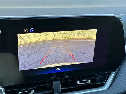 New 2026 Chevrolet Equinox LT image 21