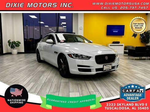 Used 2018 Jaguar XE Prestige image 1