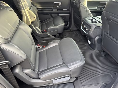 New 2026 Ford Expedition Max Platinum w/ Stealth Appearance Package image 15