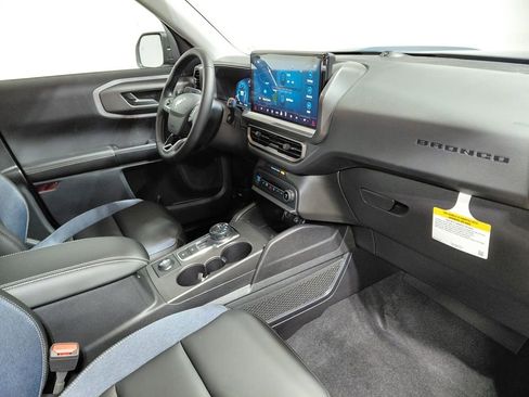 New 2025 Ford Bronco Sport Outer Banks w/ Outer Banks Tech Package+ AWD/4WD image 18