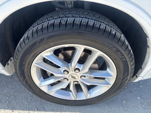 Used 2023 Dodge Durango GT image 30