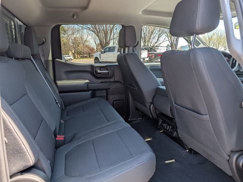 Used 2021 Chevrolet Silverado 1500 LT image 22