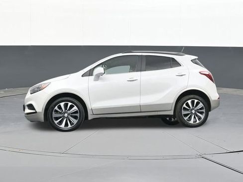 Used 2022 Buick Encore Preferred image 55