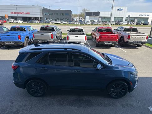 Used 2024 Chevrolet Equinox RS AWD/4WD image 4