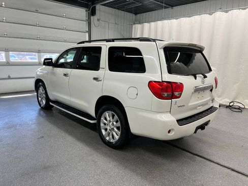 Used 2010 Toyota Sequoia Platinum AWD/4WD image 6
