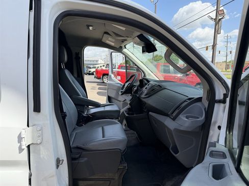 Used 2017 Ford Transit 250 148 Low Roof RWD image 19