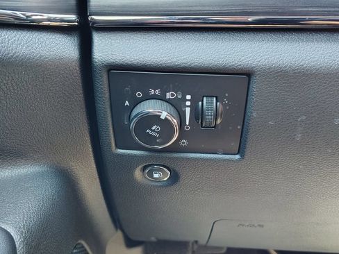 Used 2019 Jeep Grand Cherokee Limited X AWD/4WD image 30