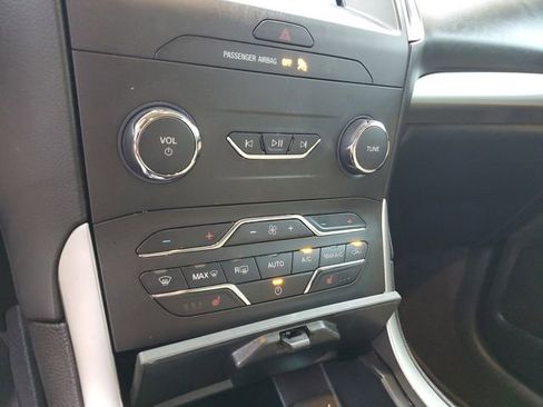 Used 2020 Ford Edge SEL w/ Convenience Package image 22