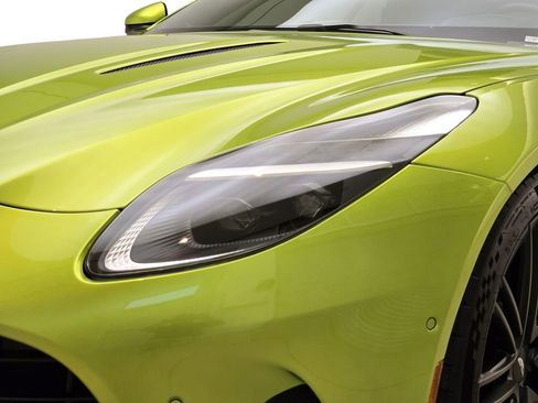 Used 2024 Aston Martin DB12 Coupe RWD image 5