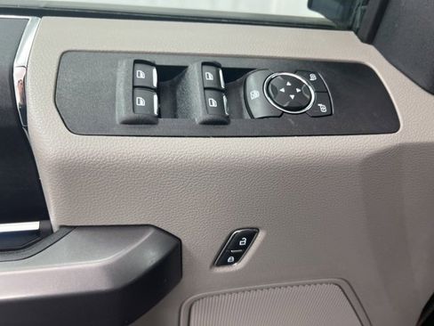 Used 2020 Ford F250 XLT w/ XLT Value Package image 11