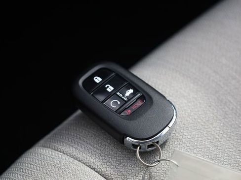 New 2026 Honda Accord SE image 24
