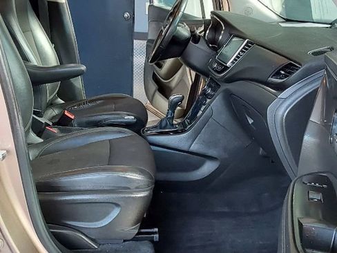 Used 2018 Buick Encore Preferred image 12