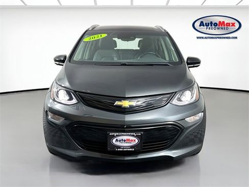 Used 2021 Chevrolet Bolt Premier w/ Infotainment Package image 6