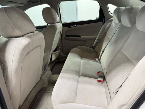 Used 2010 Chevrolet Impala LS image 18
