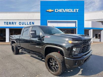Used 2024 Chevrolet Silverado 2500 Custom w/ Custom Value Package