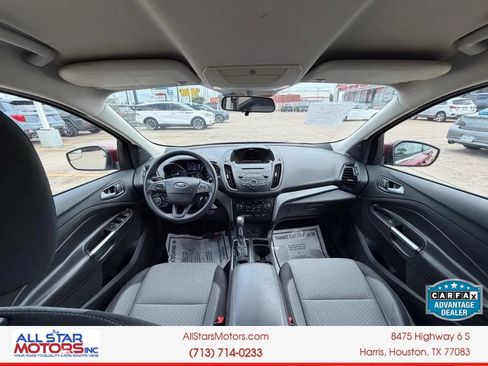 Used 2017 Ford Escape SE FWD image 19