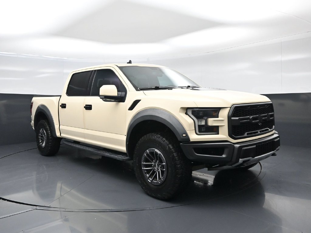 Used 2019 Ford F150 Raptor w/ Equipment Group 802A Luxury AWD/4WD image 55