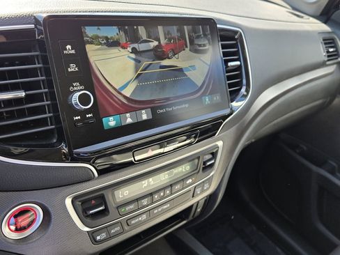 Used 2025 Honda Ridgeline RTL image 19