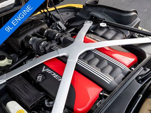 Used 2014 SRT Viper GTS w/ GTS Laguna Interior Package RWD image 43