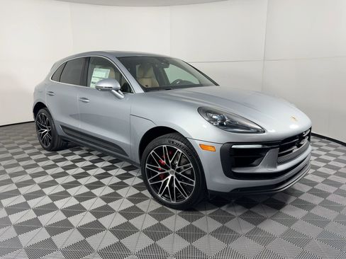 Certified 2026 Porsche Macan S AWD/4WD image 7