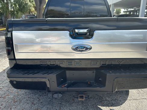 Used 2016 Ford F250 Platinum w/ FX4 Off-Road Package image 41